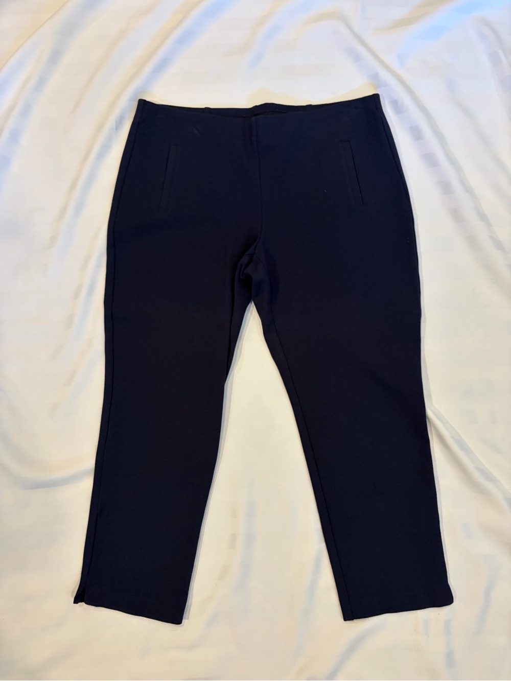 Chico's Navy Cropped Ponte Pants